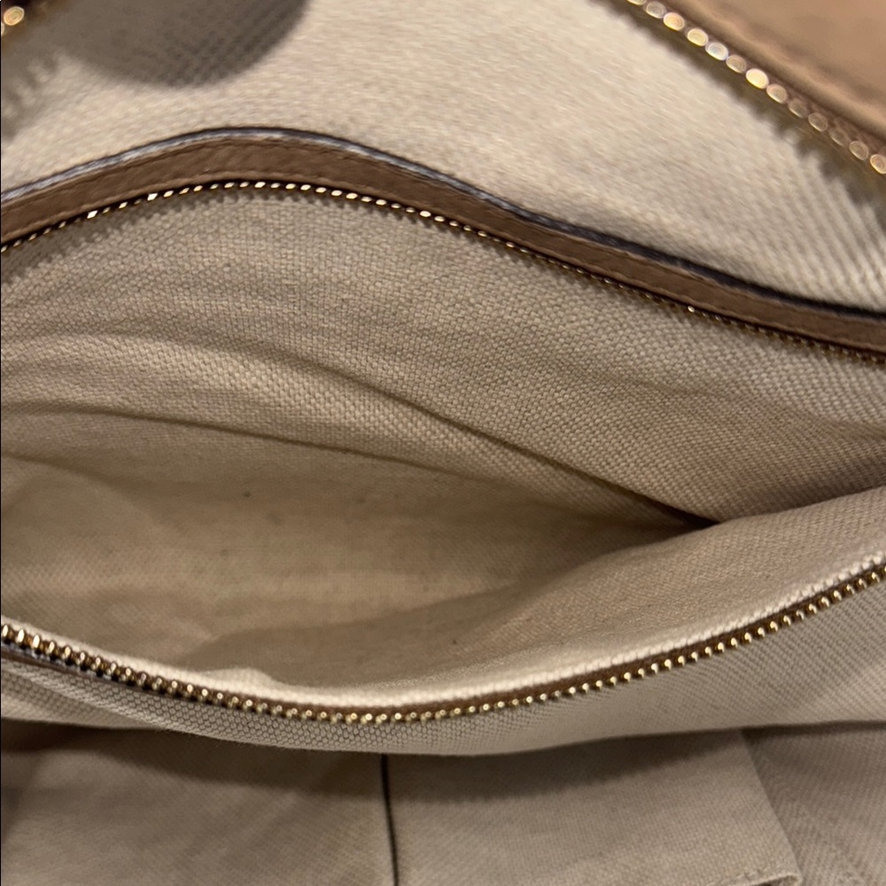 Gucci Tan SoHo Suede Shoulder Bag with Chain Straps & Dust Bag - Picture 8 of 12